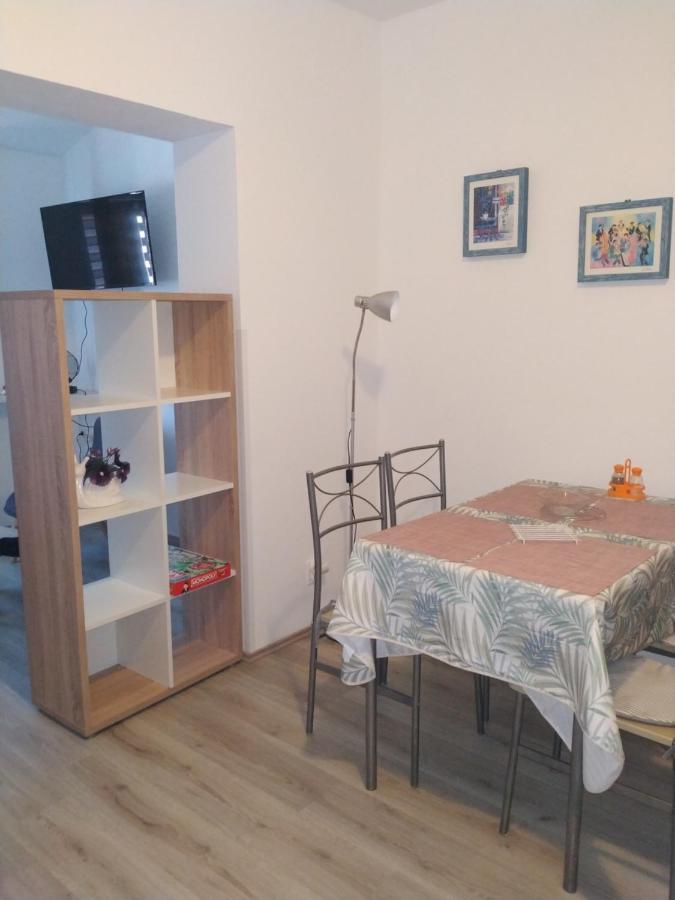 Apartments Zlatko Πούλα Εξωτερικό φωτογραφία