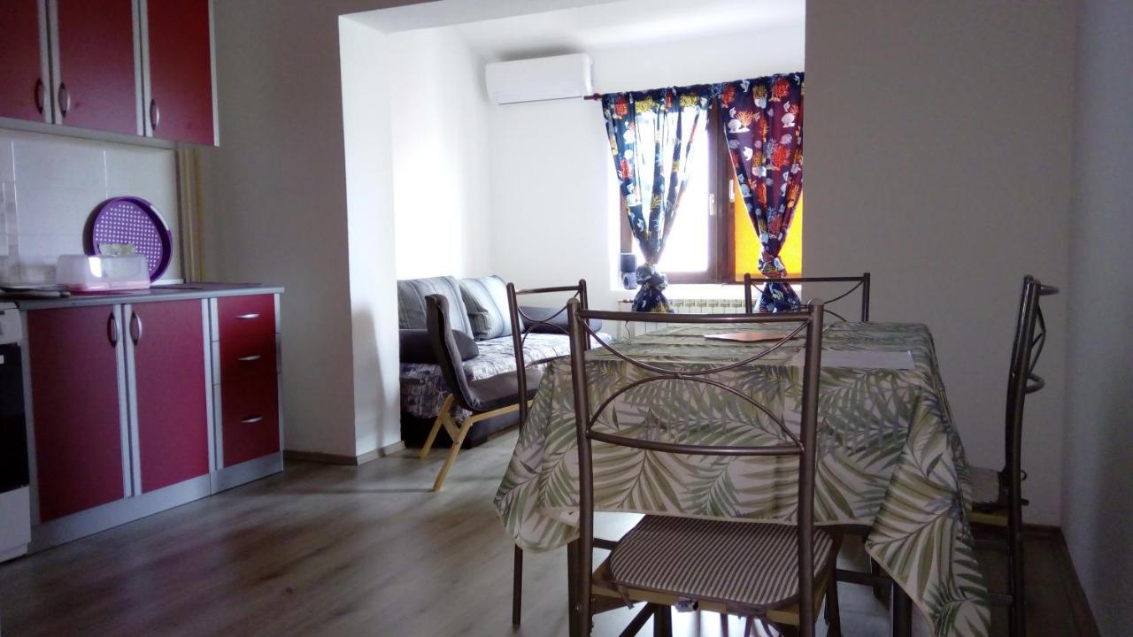 Apartments Zlatko Πούλα Εξωτερικό φωτογραφία